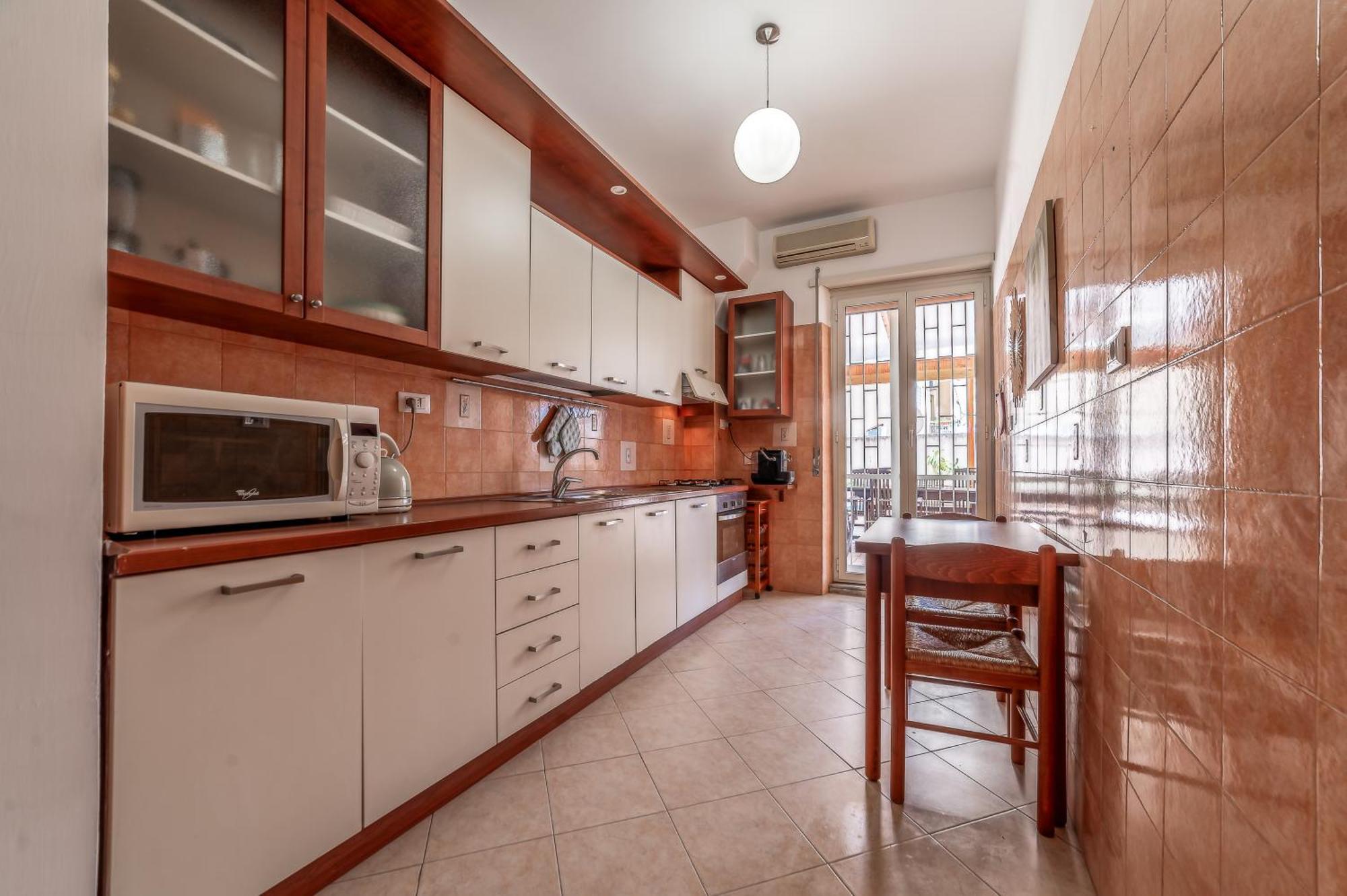 Apartment Garden Terrace - Metro Furio Camillo